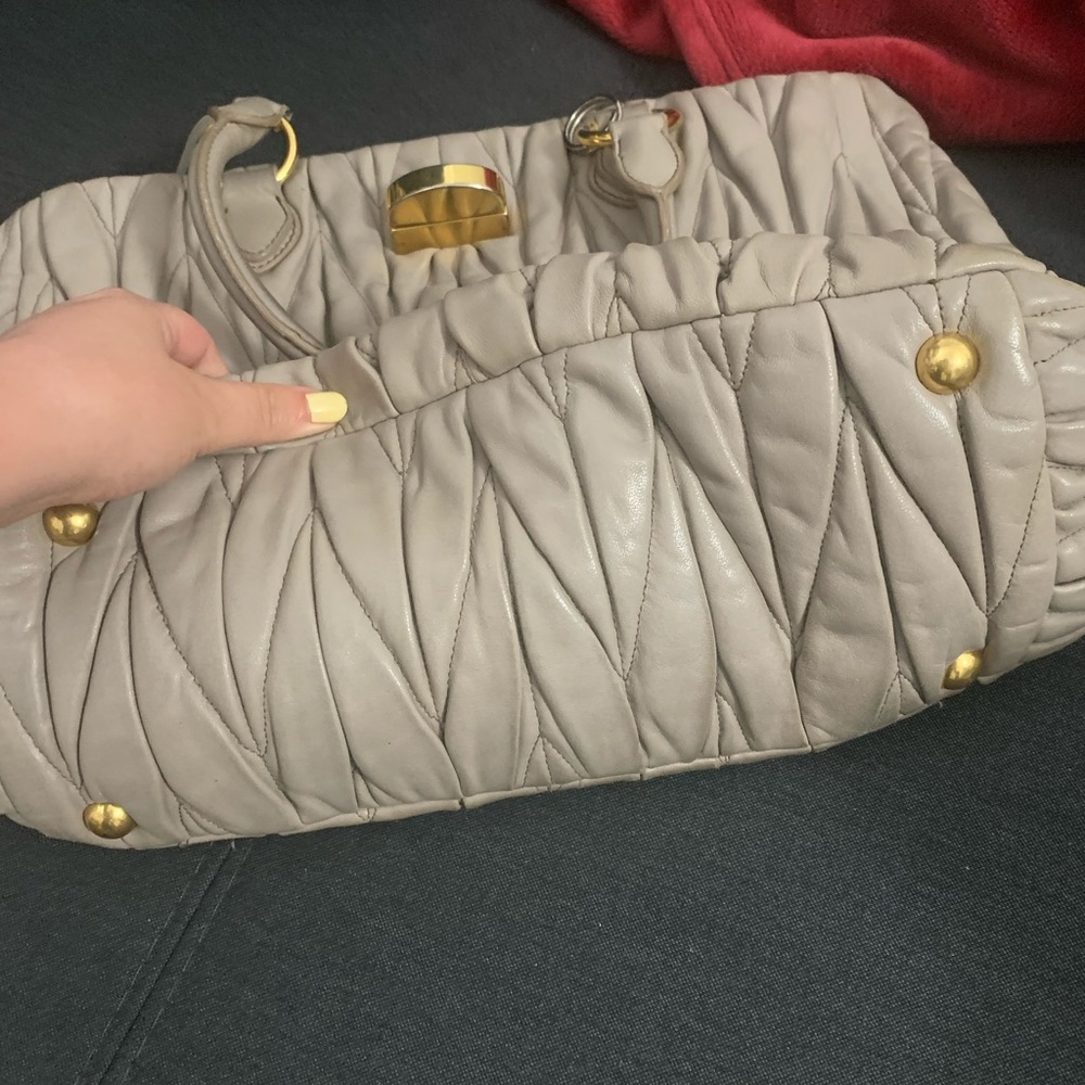miu miu tote purse - Picture 3 of 16